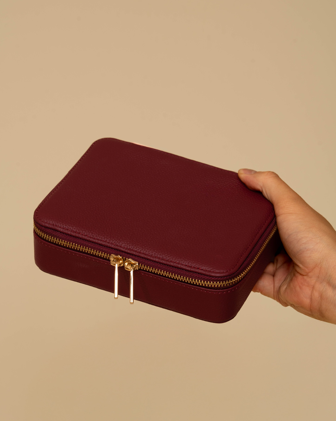 Oversized Essentials Jewelry Case - Wine