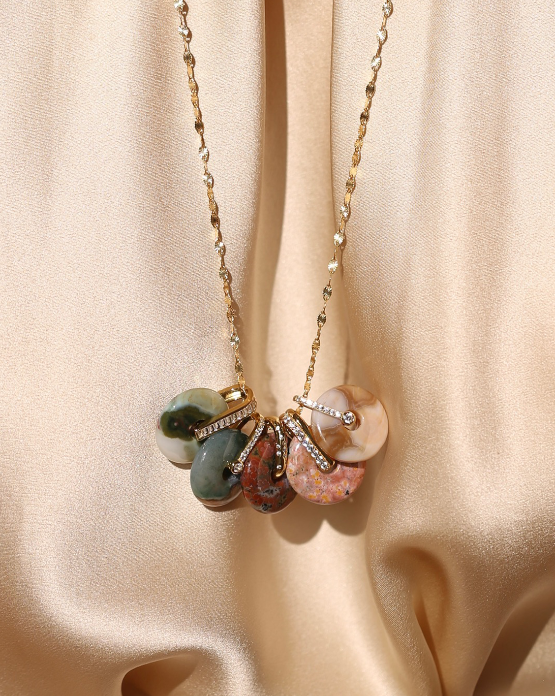 Luxe Donut - Jasper/Group 4
