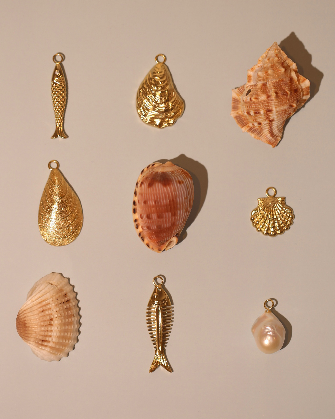 Sardina Charm - Gold