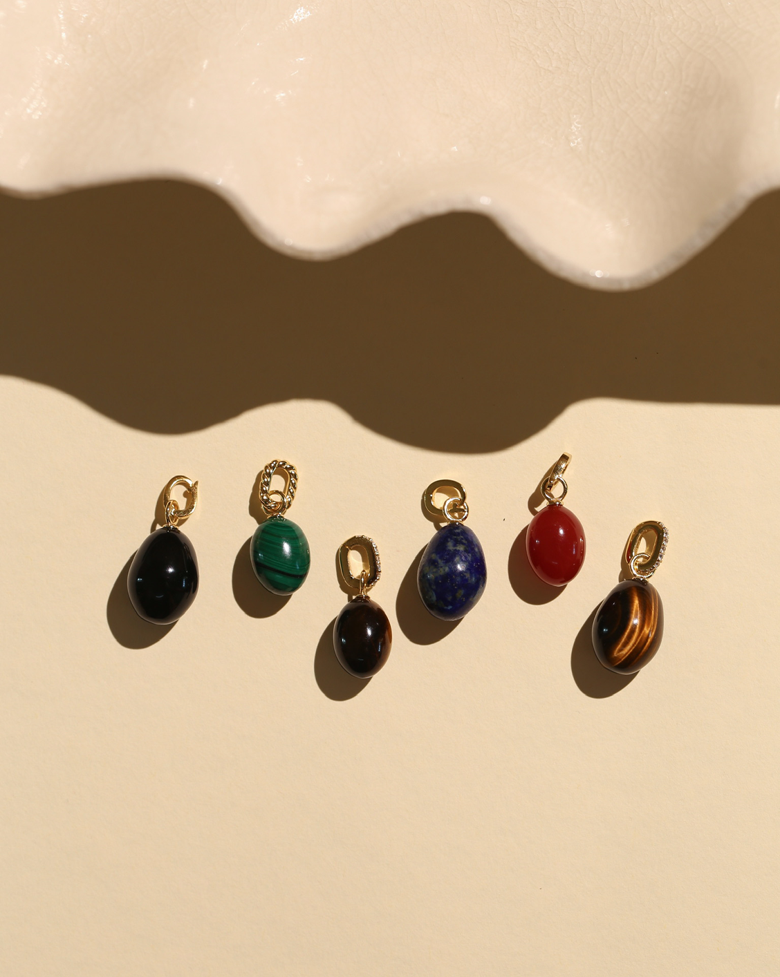 Organic Pebble - Black Agate