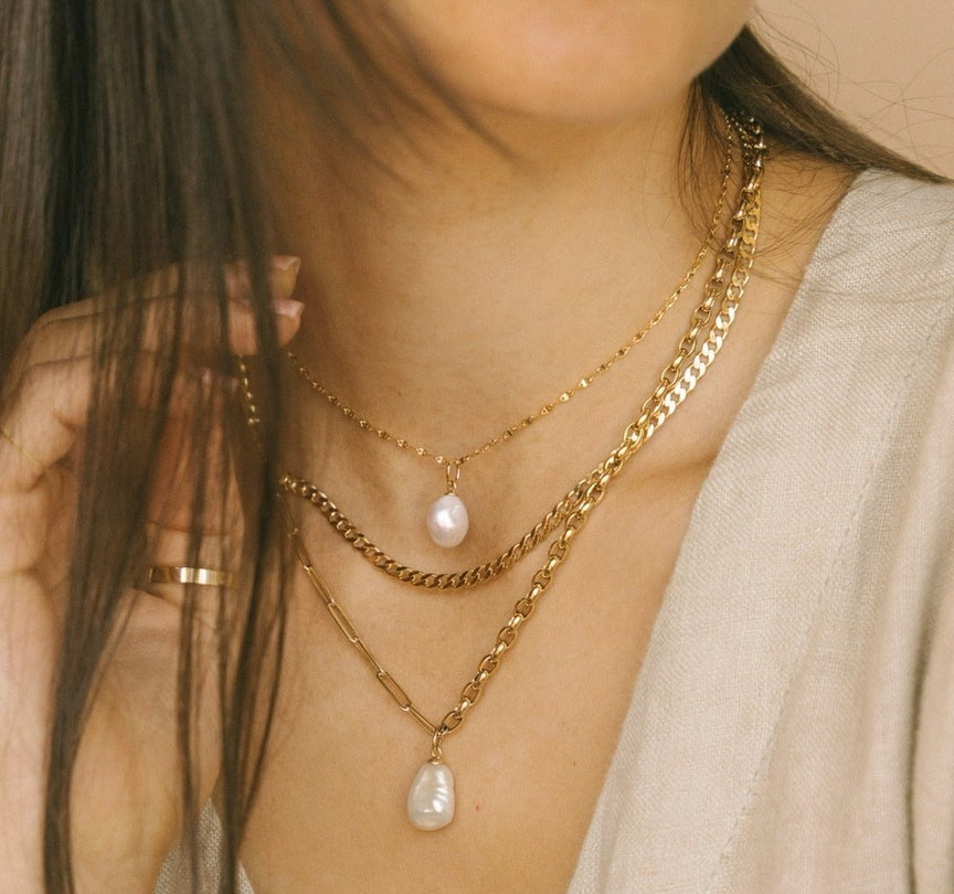 Medium Baroque Pearl Pendant - 10K Solid Gold
