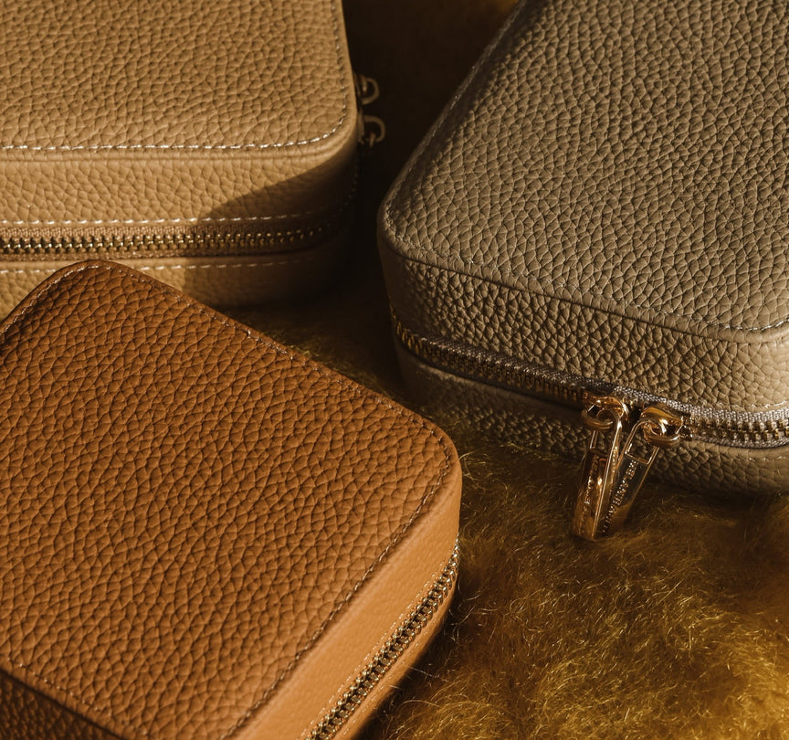 Leather Travel Case - Pebble
